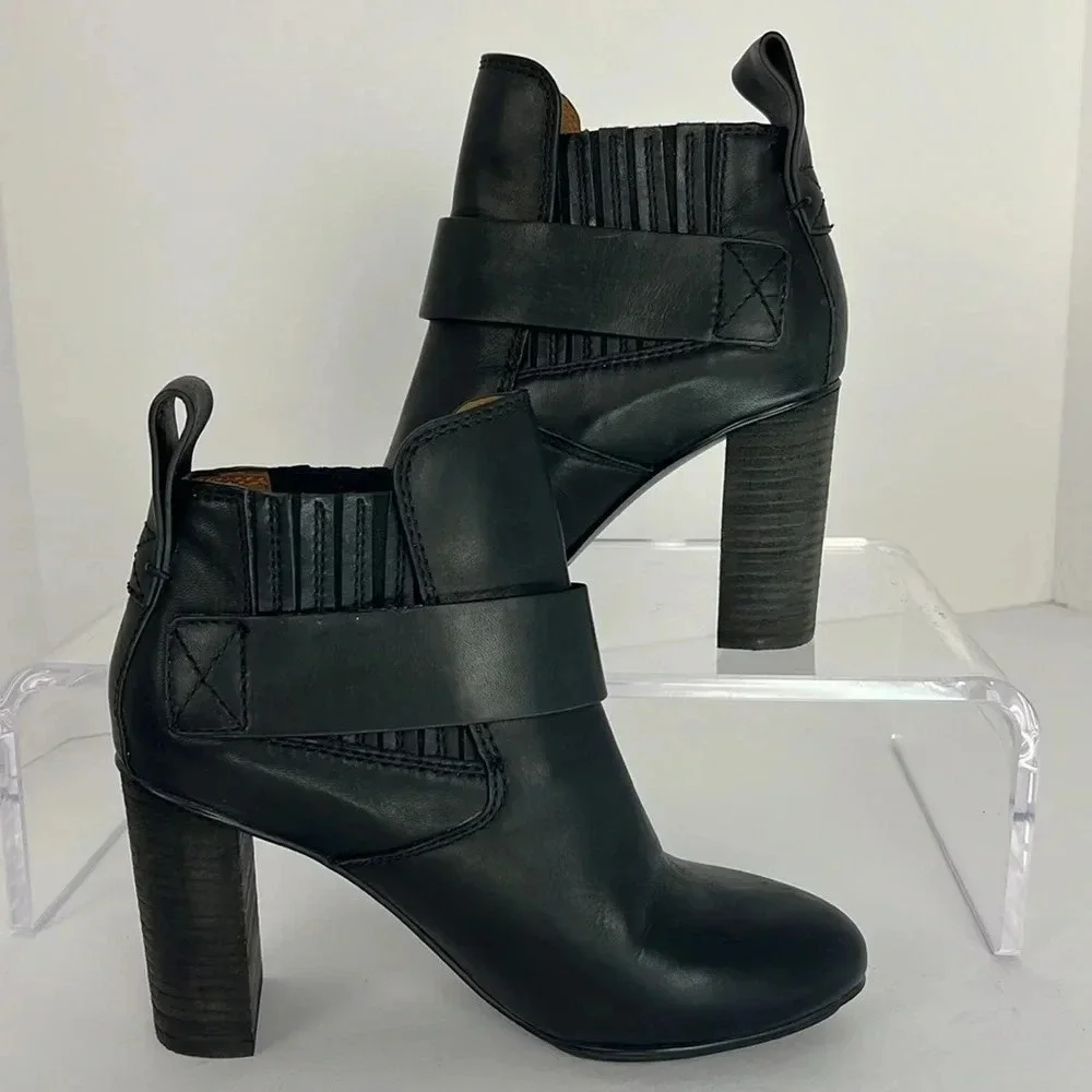 See By Chloe Black Cappa Leather Chelsea Ankle Booties Buckle Stacked Heel Sz 38